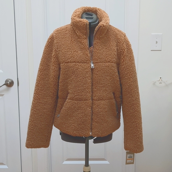 Levi's Teddy Jacket (NWT) - Picture 1 of 5